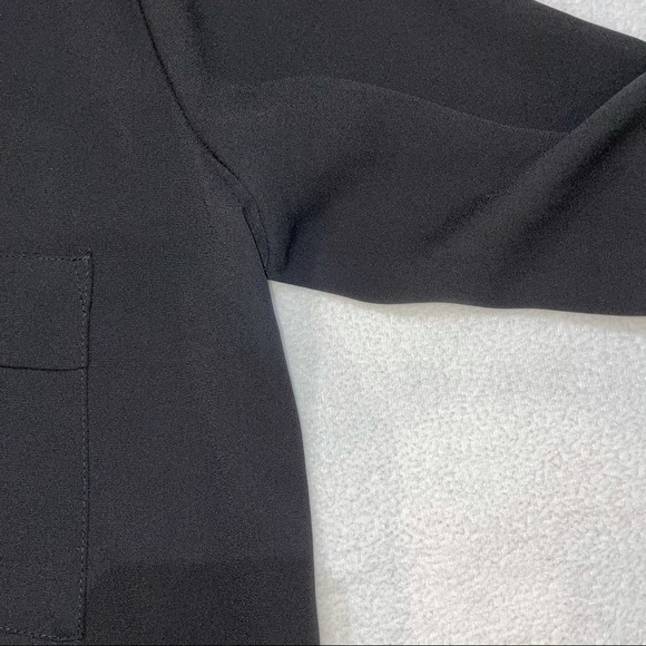 Small BLack Pleione Flowy Spread Collar Blouse Top - Picture 5 of 13